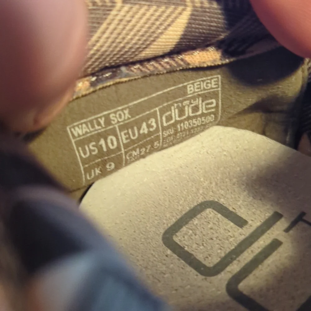 Mens Beige Hey Dude wally slip on shoes size 10 - Picture 6 of 7